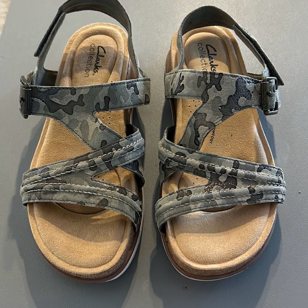 CLARKS Camouflage Sandals